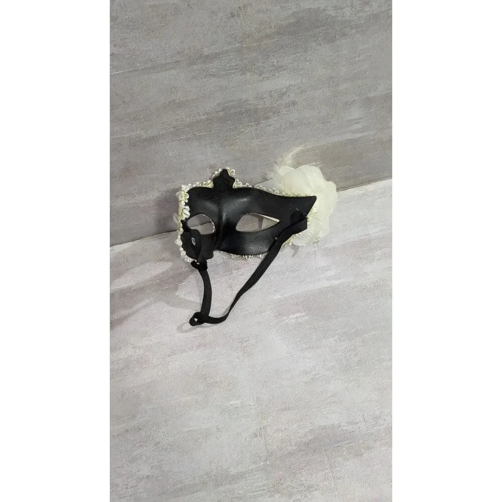 Venetian-style Masquerade Mask